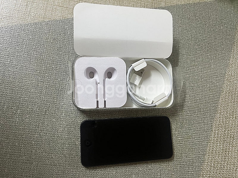 광주광역시 아이팟터치 7세대 32g 스그 팝니다.내용필독--0