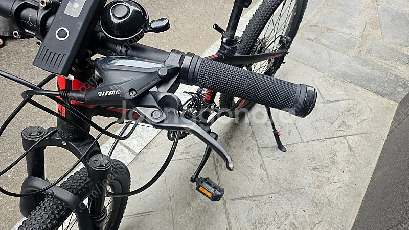 칼라스 24인치 자전거 판매합니다.--8