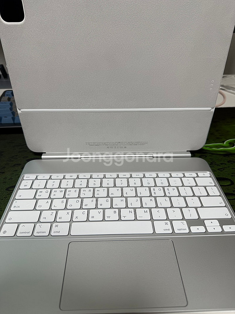아이패드 프로 13인치 m4 wifi 256 매직키보드--7