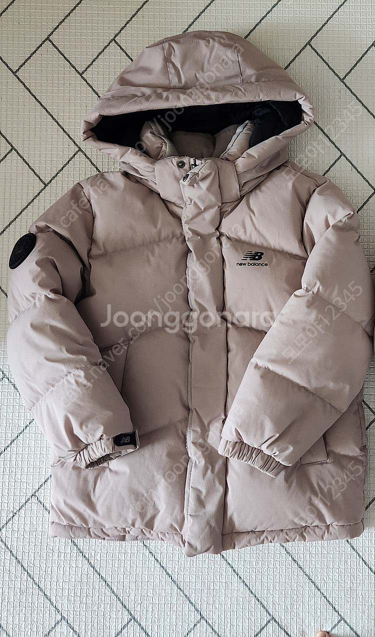 택포 뉴발란스 키즈 구스패딩 140사이즈--0