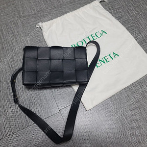 보테가베네타 카세트백 크로스백 블랙 램스킨 레더 스몰 카세트백