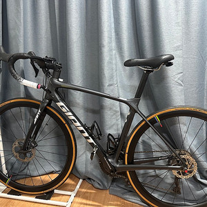 자이언트 tcr 어드밴스1 kom 카본휠셋&카본핸들바 업글차