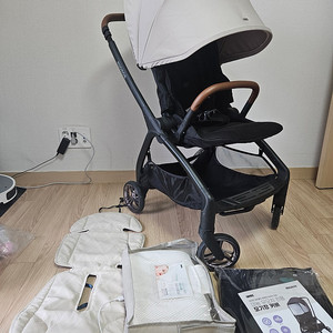 시크미뇽 절충형 유모차