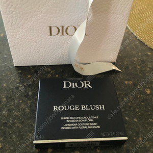 디올 블러셔 732 피치코롤