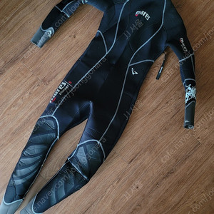 마레스mares 다이빙 수트 5mm + 후드