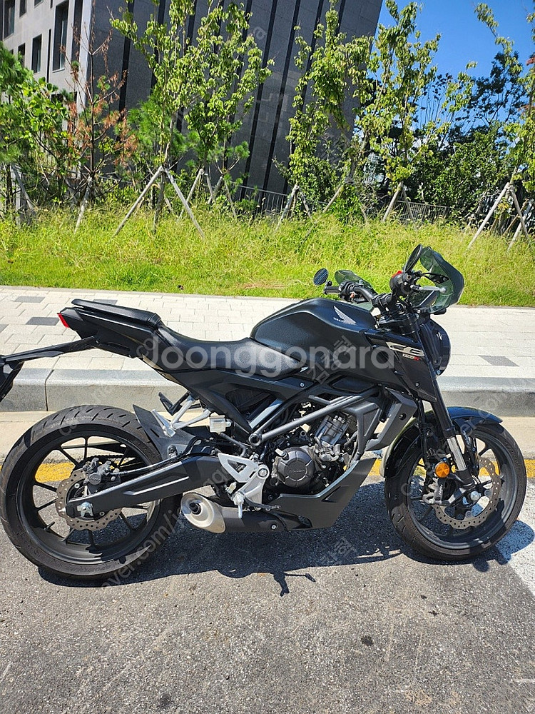 24년식 cb125r 판매합니다--0