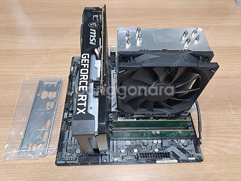 I7 11700F + B560M PRO4 + DDR4 16G (CPU쿨러 포함)+3060벤투스 OC 12G--0