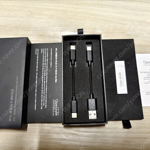Questyle M12 실버 usb 꼬다리 DAC 판매합니다.