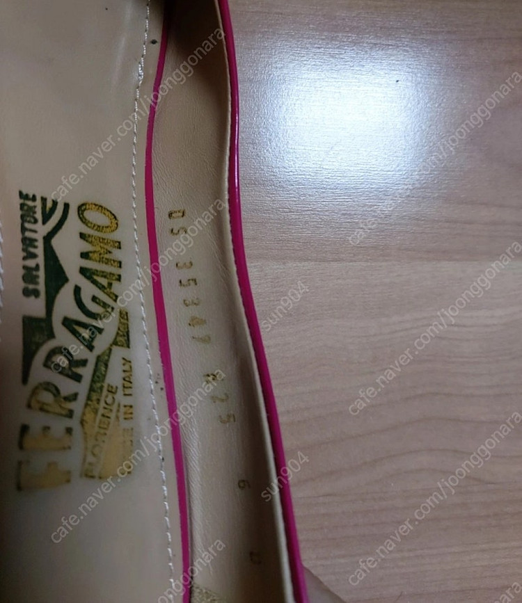페라가모 구두 오픈토웨지힐 235 페이던트소가죽구두 이미지