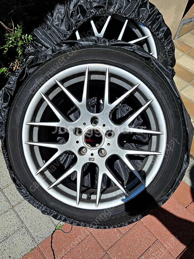 m359 st 18인치 및 피렐리 타이어 조합 판매합니다.--1