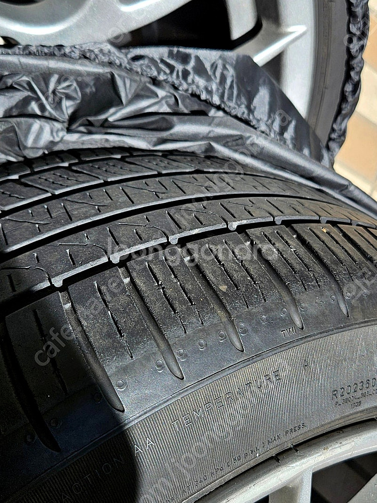 m359 st 18인치 및 피렐리 타이어 조합 판매합니다.--2