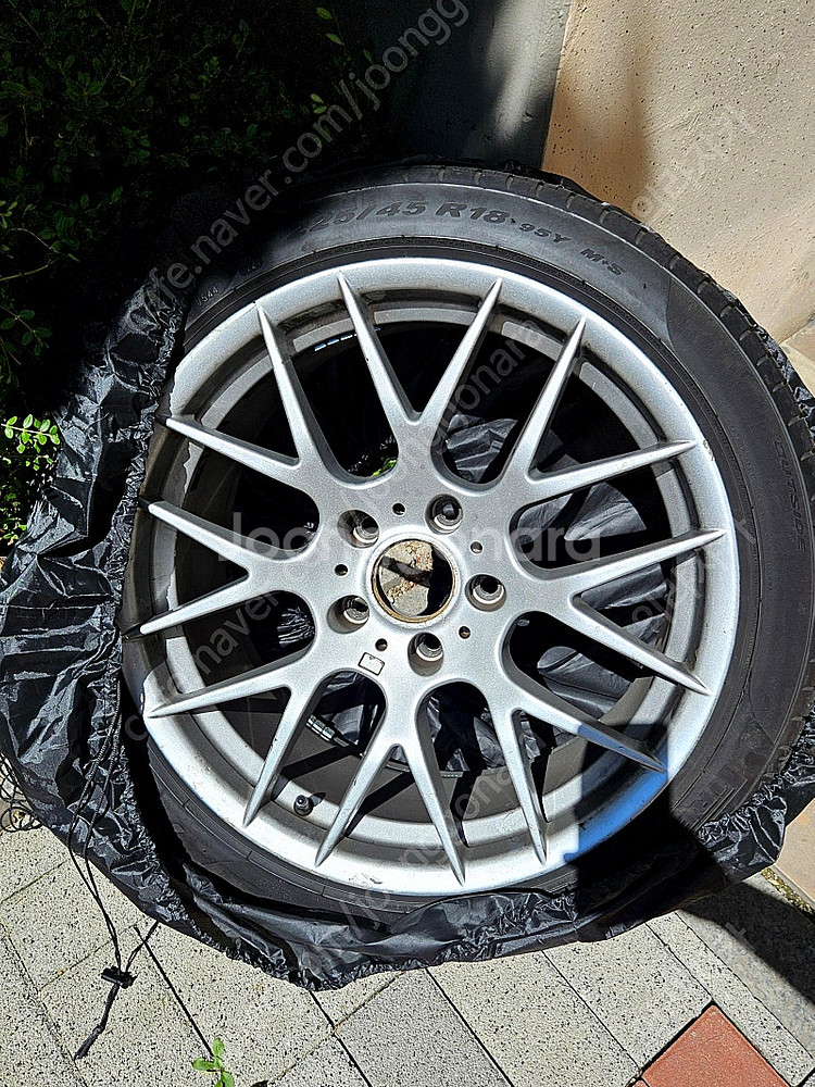 m359 st 18인치 및 피렐리 타이어 조합 판매합니다.--3