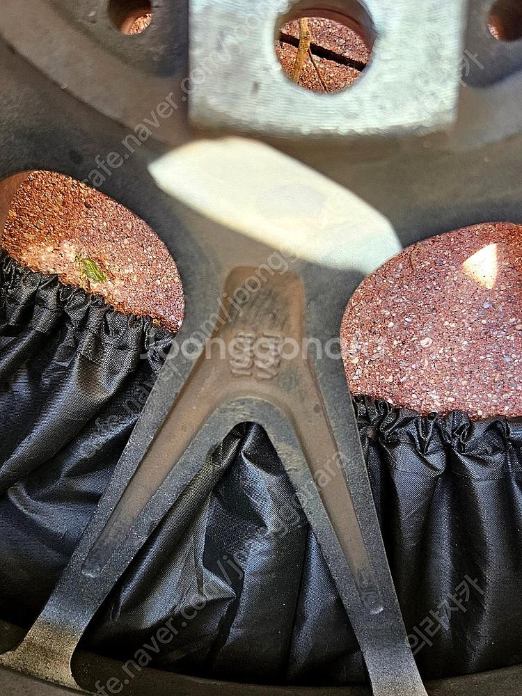 m359 st 18인치 및 피렐리 타이어 조합 판매합니다.--0