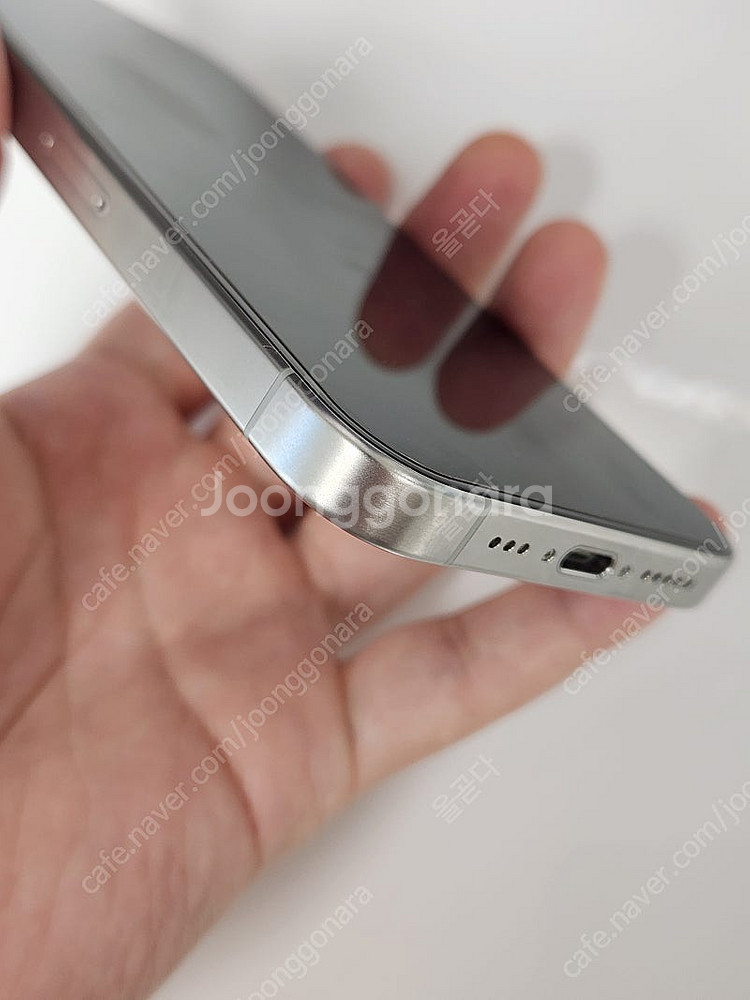 아이폰 15 프로 128GB 화이트 티타늄--0