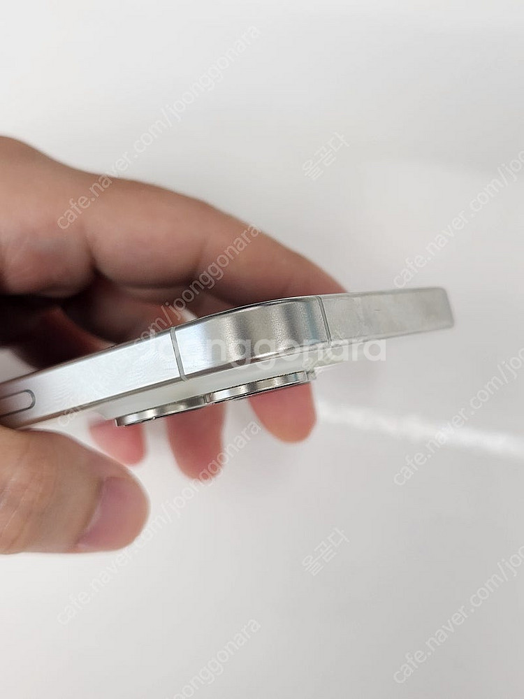 아이폰 15 프로 128GB 화이트 티타늄--5