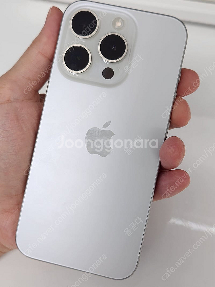 아이폰 15 프로 128GB 화이트 티타늄--6