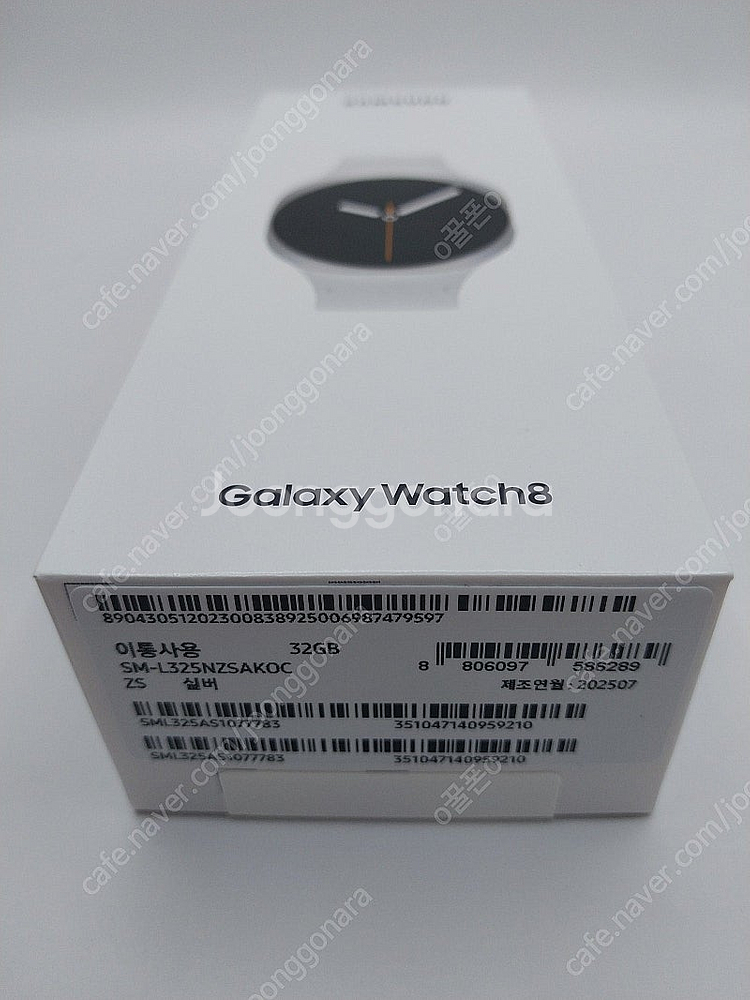 한정판매 갤럭시워치8 40mm 실버 미개봉 28.5만원...--2