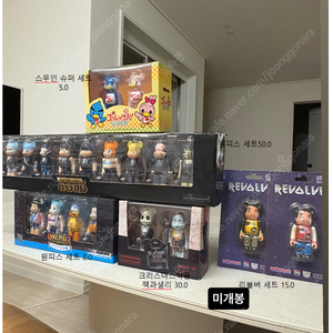 100%베어브릭 set상품 판매합니다(미개봉)