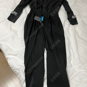 지포어 xs 블랙 점프슈트
