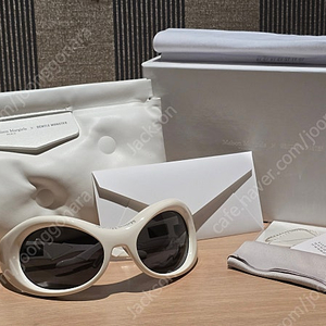 젠틀몬스터 x 마르지엘라 콜라보 선글라스 판매