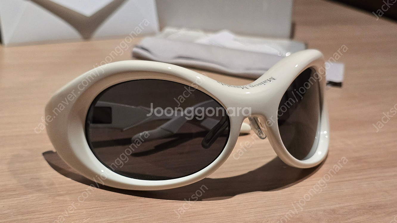 젠틀몬스터 x 마르지엘라 콜라보 선글라스 판매--3