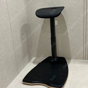 카멜 스탠딩 체어 sc-1 판매합니다
