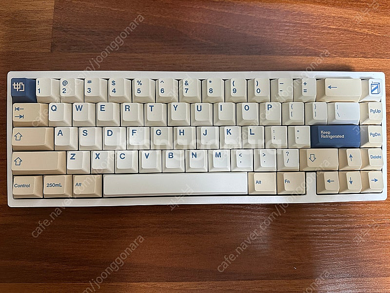 KBD67 Lite R3 커스텀 키보드 베어본 판매합니...--2
