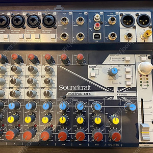 사운드크래프트 노트패드 12FX 아날로그 믹서 겸 오디오 인터페이스