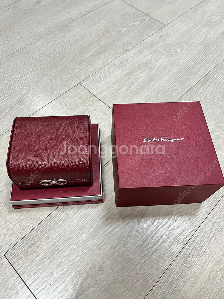 정품 페레가모 시계 정품 시계 케이스 풀박스 (새거급)--1
