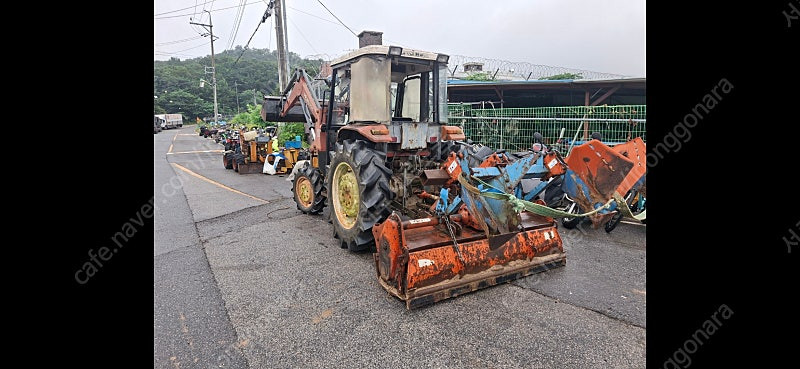 시바우라 트랙터 팝니다.--3