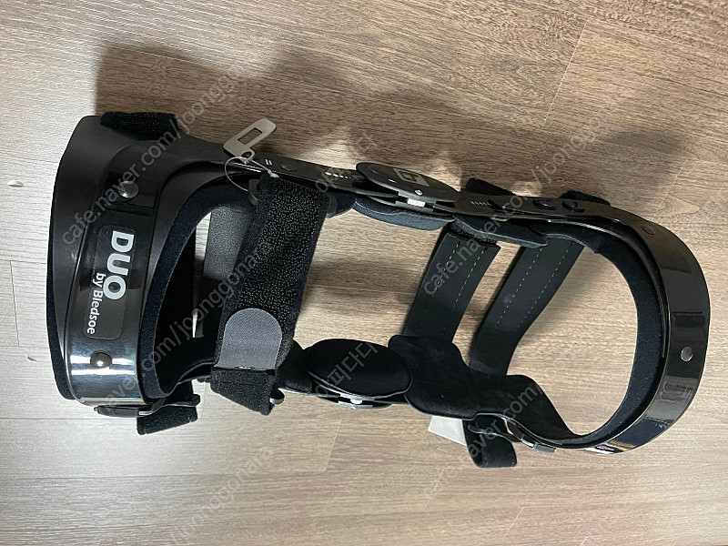 36. 블레드소 듀오 무릎보호대 좌측 라지 (L) 사이즈 새제품 이미지