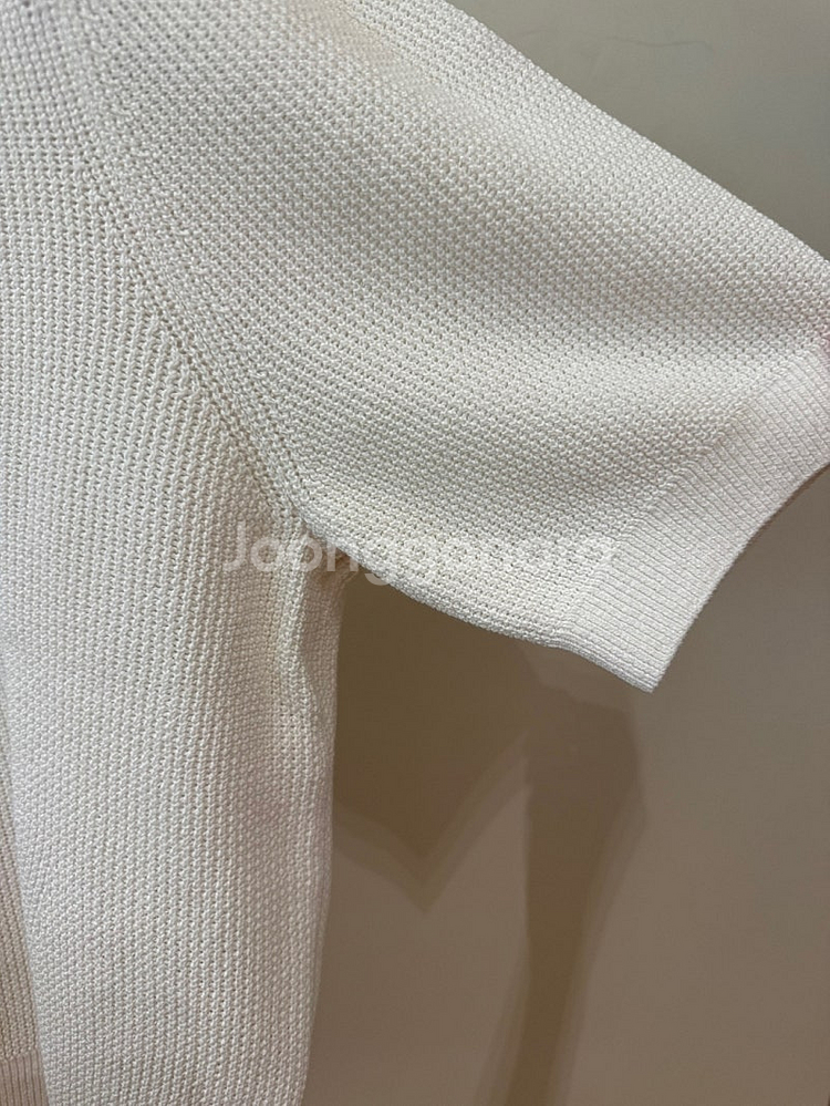 24 sjsj 백 컷아웃 니트 탑--6