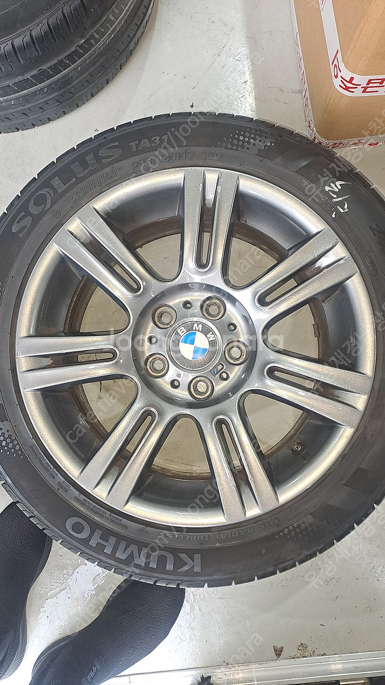 BMW E90 17인치 휠 판매합니다 마산--1