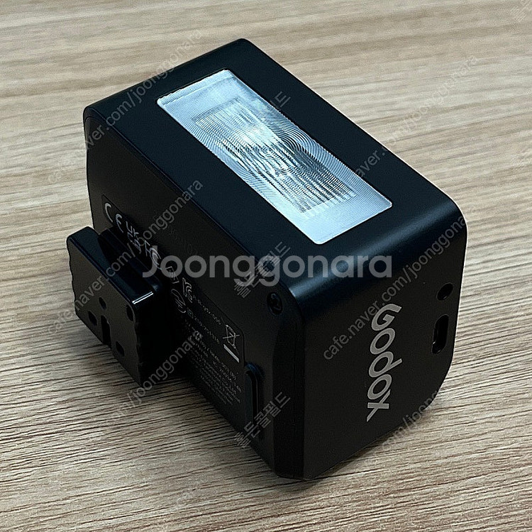 고독스 it30 pro s 소니용 플래쉬 판매합니다--0