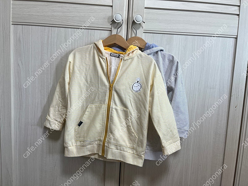 쌍둥이 야상점퍼, 뉴발란스 바람막이, 겨울집엎 점퍼 등--4