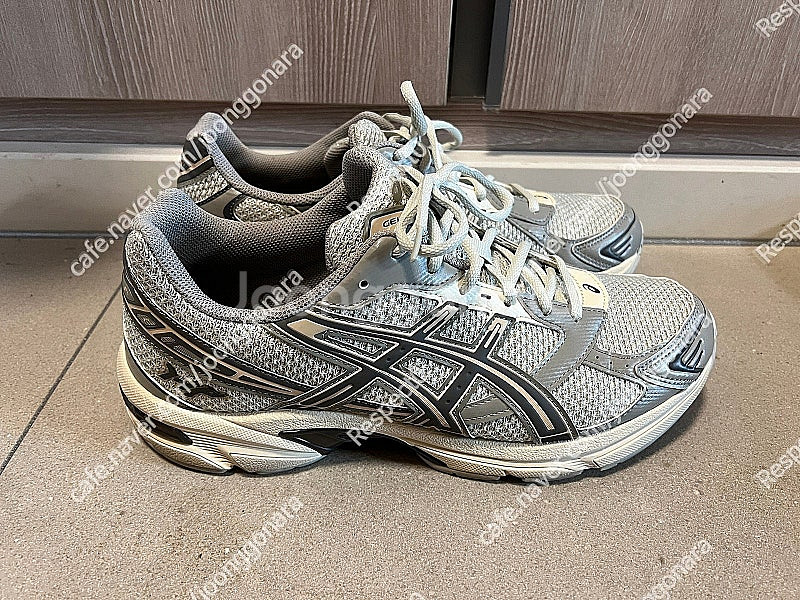 아식스 x I4P 젤 1130 글레이서 그레이 밍크 290 사이즈 택배비 포함 7.5만원--0