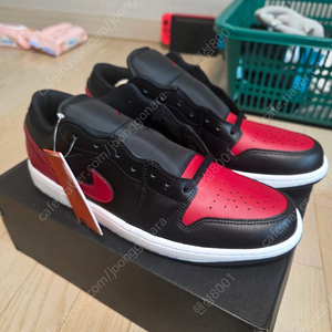 조던1로우300새상품