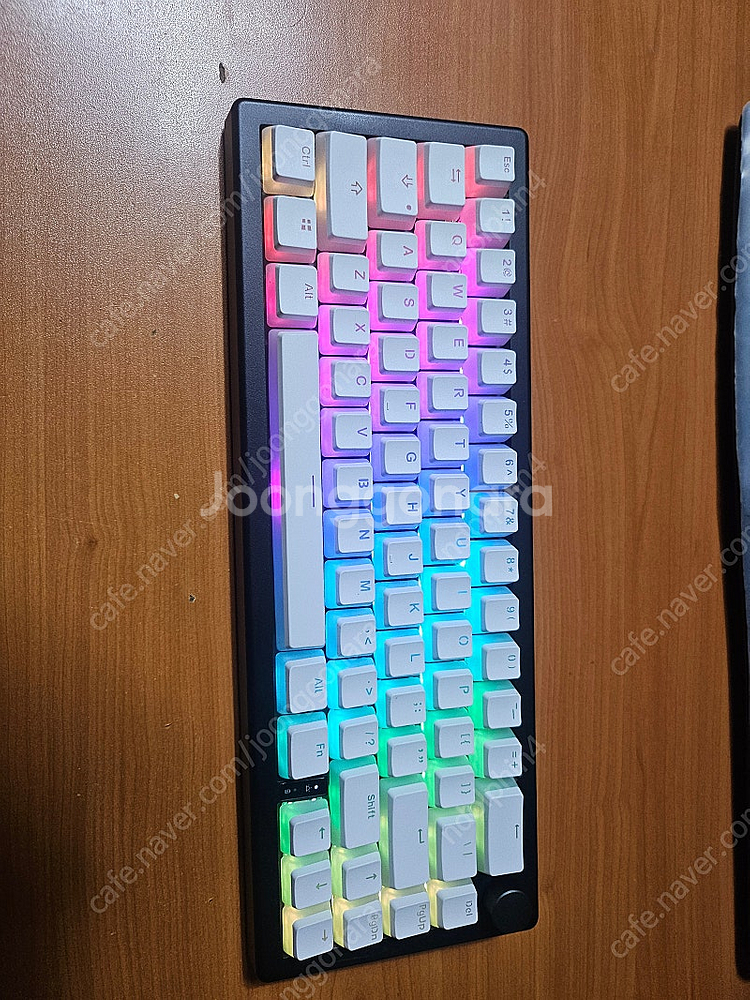 GMK67 커스텀키보드 팝니다--0