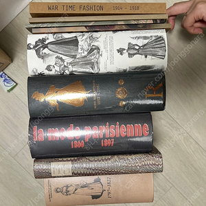 텀블벅 비공식출판공방 벨에포크 로브 로망띠끄 엠블레마타