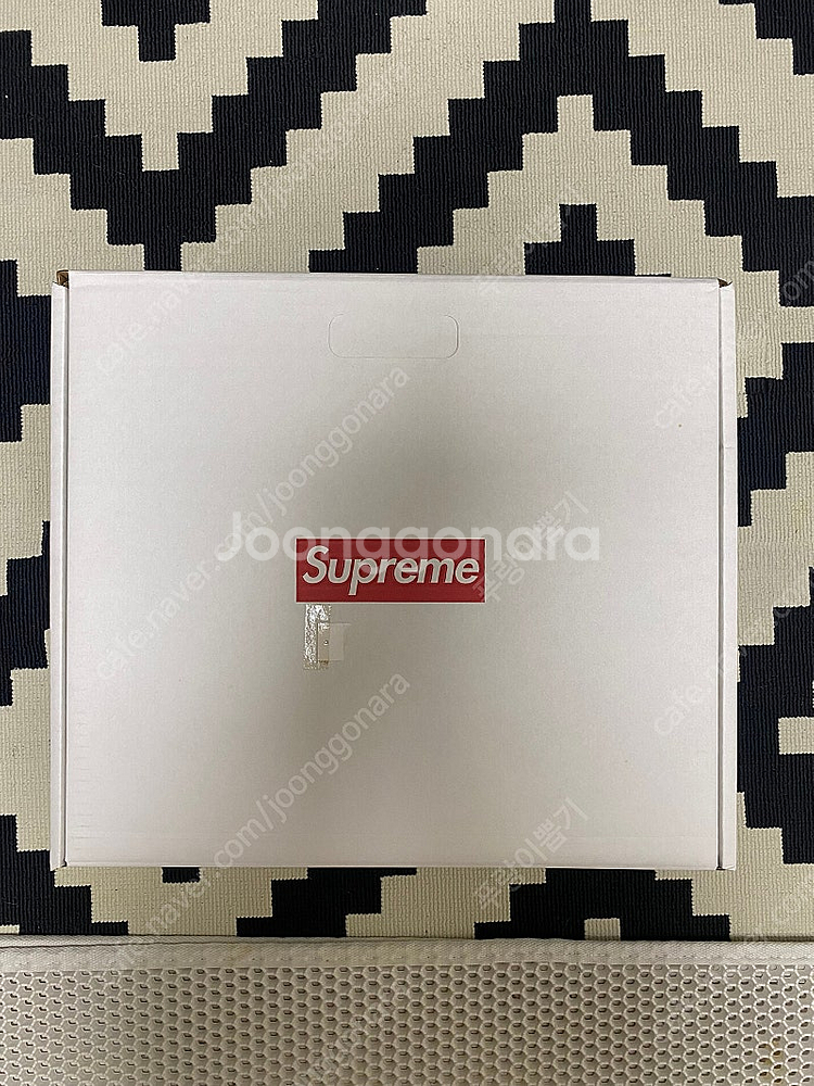 Supreme X Artek Stool 60 슈프림 아...--2