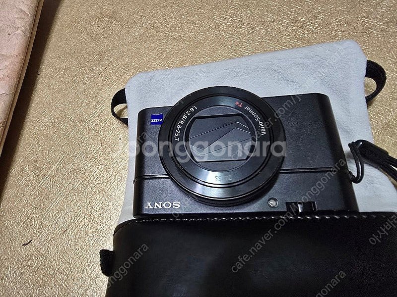 소니 rx100 m3 바디 판매합니다--0