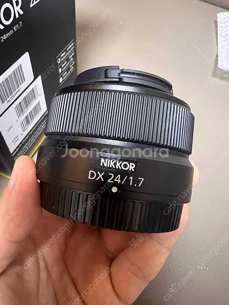 니콘 NIKKOR Z DX 24mm f/1.7--5