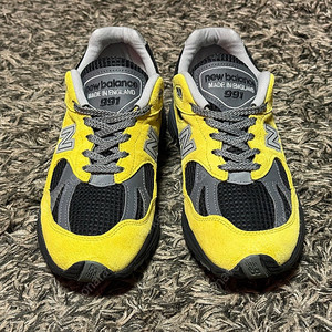 뉴발란스 991v2 시티 익스클루시브 팩 서울 판매합니다.