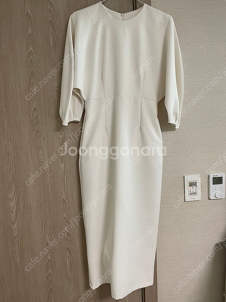 벌룬 소매 원피스--0