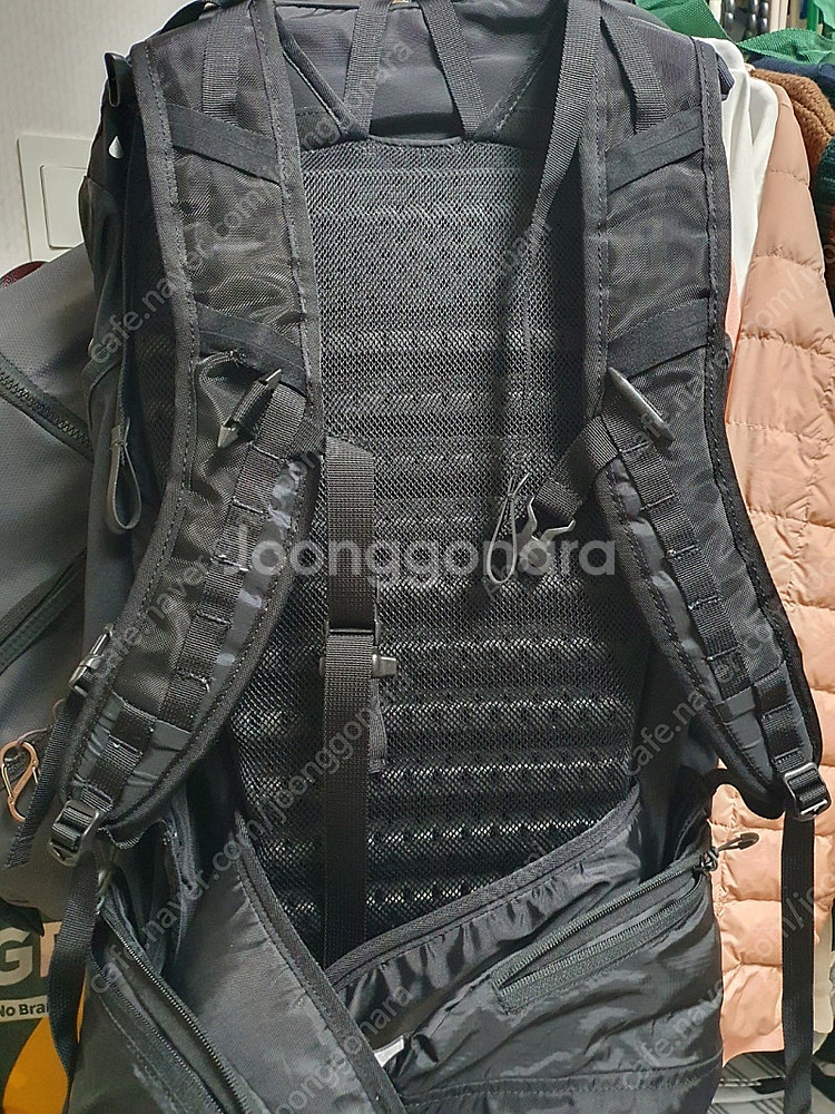 [ Boreas ] 보레아스 가방 토코파 32L 블랙 ...--3