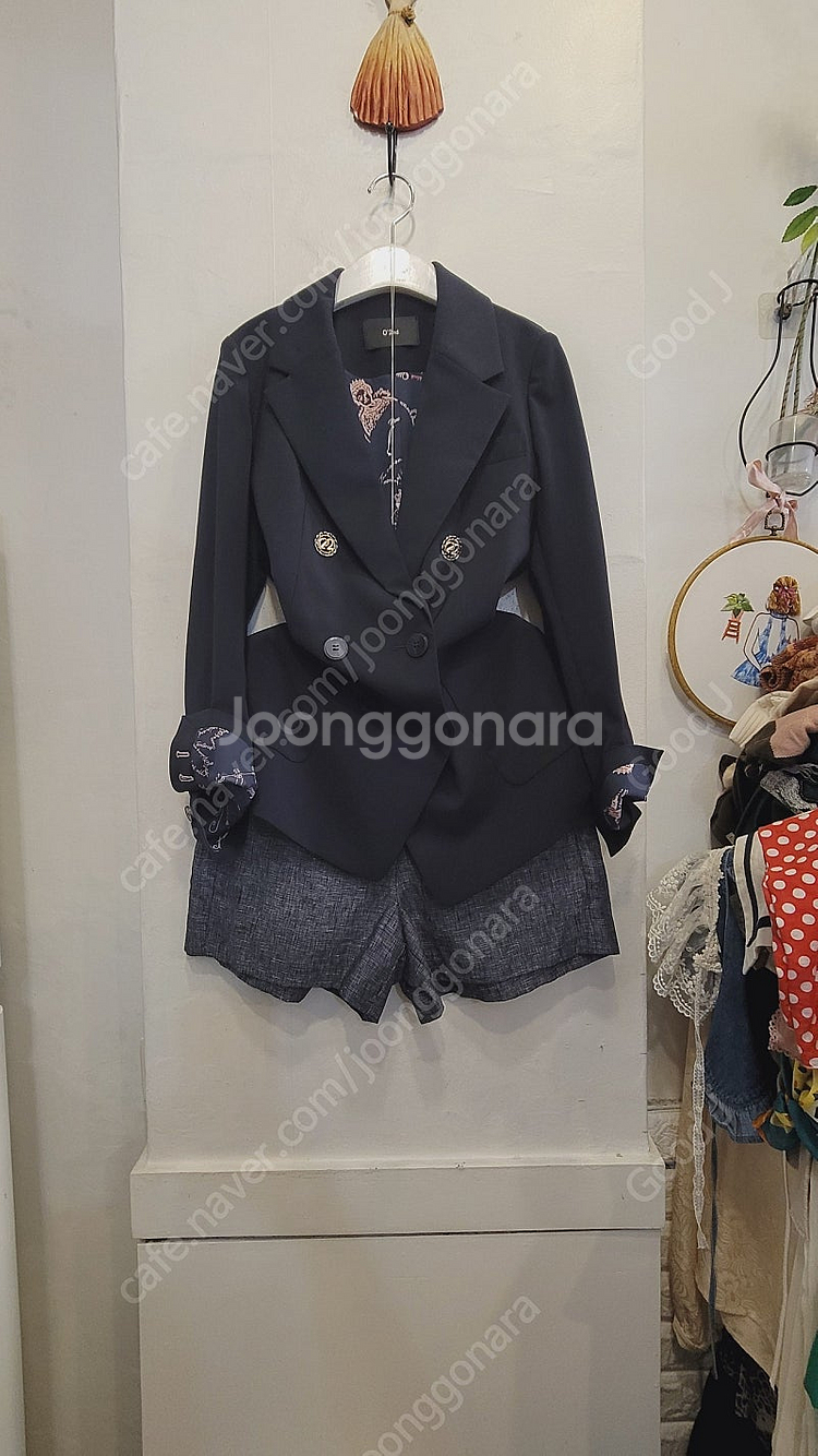 오즈세컨 쉬폰자켓. 제이크루 린넨 프릴반바지--0