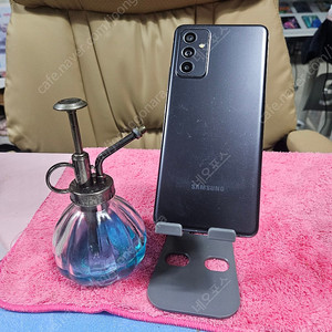 갤럭시 퀀텀2 AA급 8만원