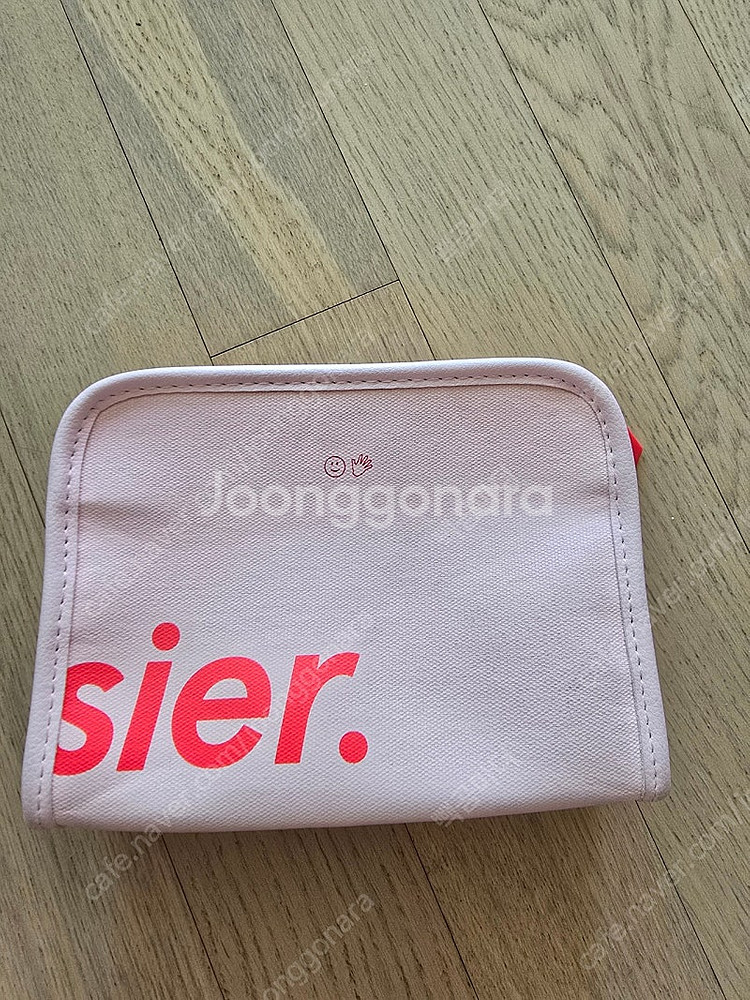 glossier mini beauty bag 글로시에 미니 뷰티백 파우치(반택포포함)--1