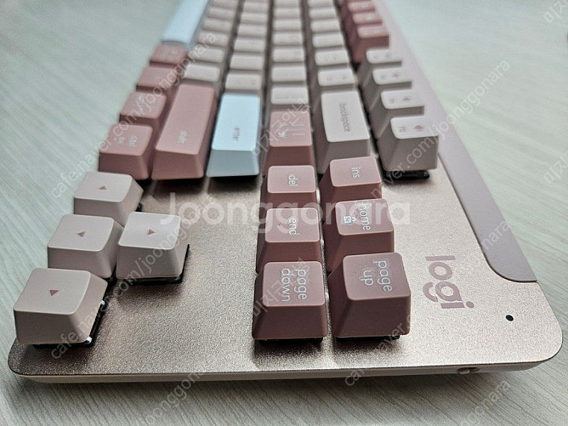 로지텍 무선 키보드 K855 + 로지볼트 (30000원...--1