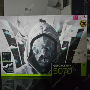 갤럭시 GALAX 지포스 RTX 5070 Ti HOF GAMING WHITE D7 16GB.